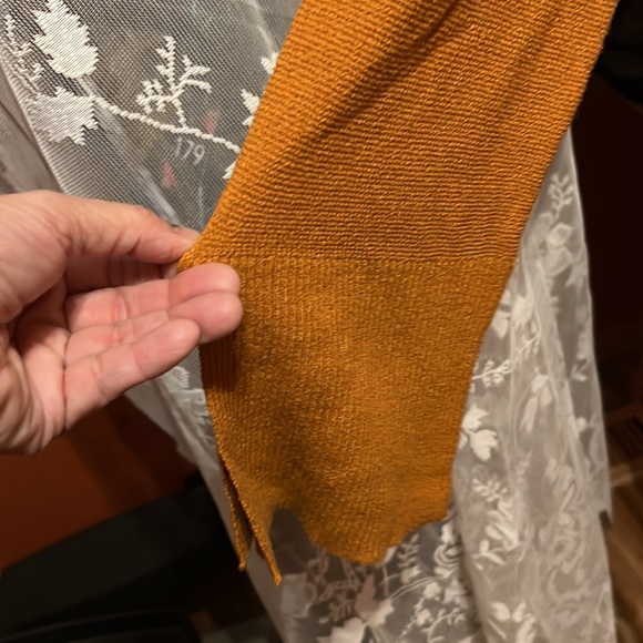 FREE PEOPLE TUNIC ……..204 - Picture 9 of 15